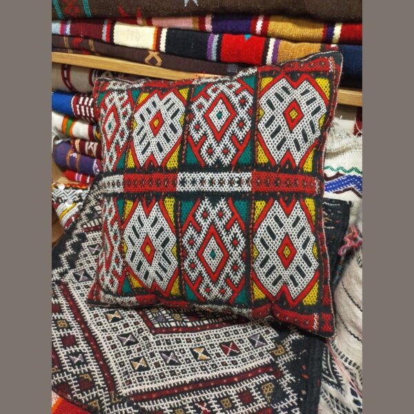 Moroccan Berber Kilim Cushion - Image 5