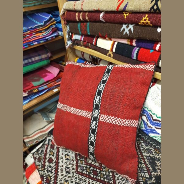 Moroccan Berber Kilim Cushion - Image 4